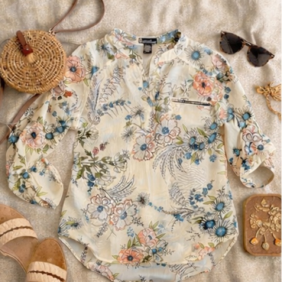 Signature Studio Tops - Signature Studio Sheer Floral Blouse Zip Pocket 3/4 Sleeve Medium Hi-Lo Hem